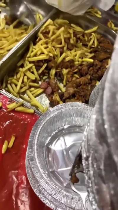 deixa o cara trabalhar, infeliz 