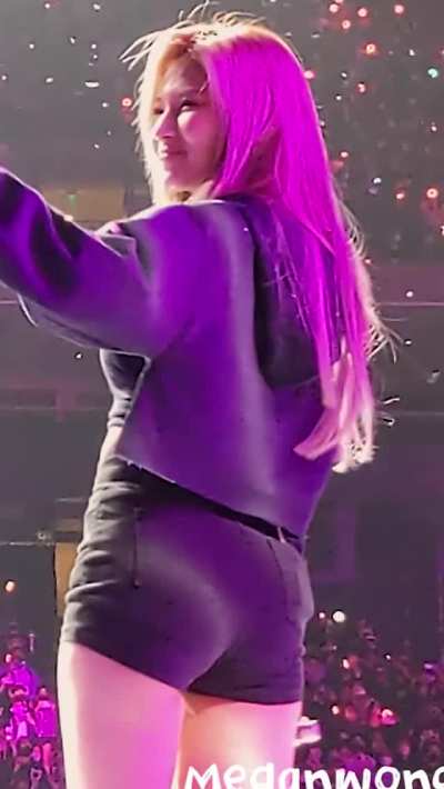 TWICE - Sana