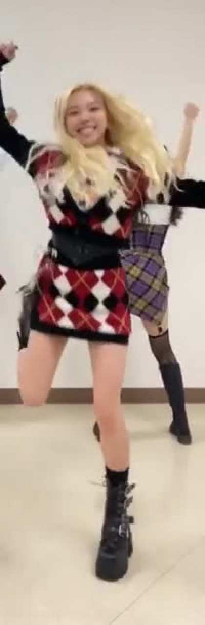 Nayeon & Chaeyoung