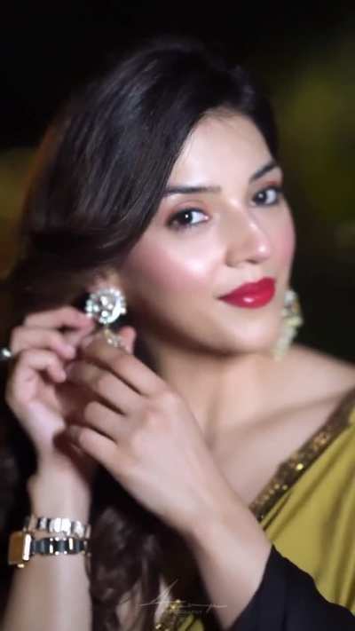 Mehreen pirzada 