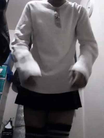 nyah~ >~<