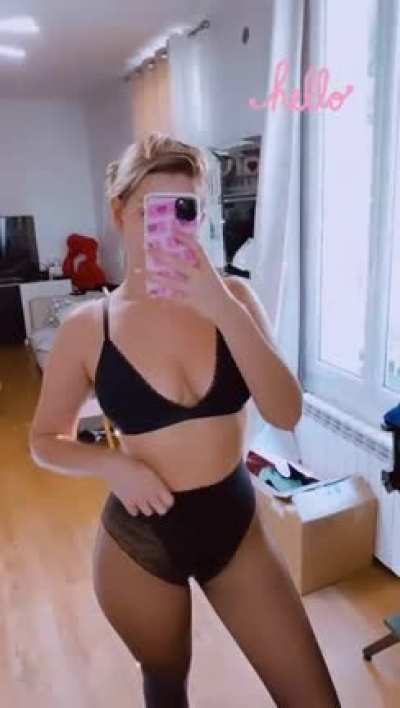🤤