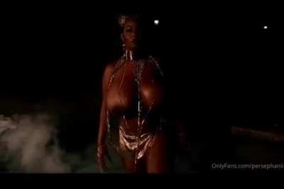 Persephanii tha titty princess