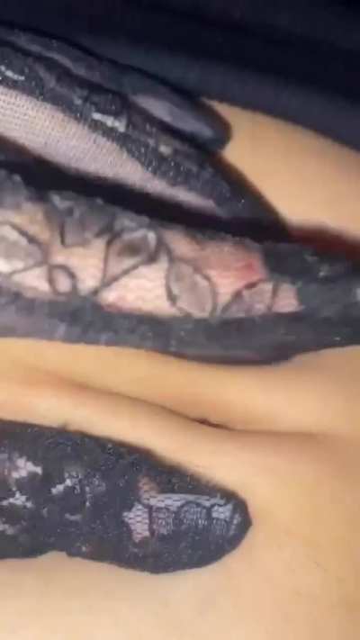 navel fingering