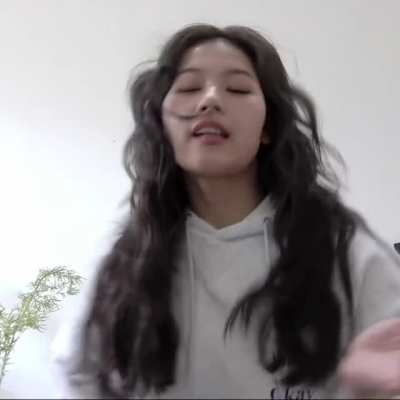 210405 - Pretty Sana