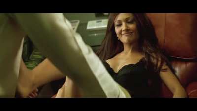 Koena Mitra in Ek Khiladi Ek Haseena (2005)