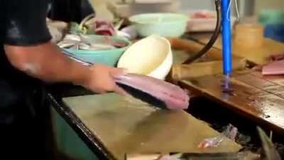 Cutting fish
