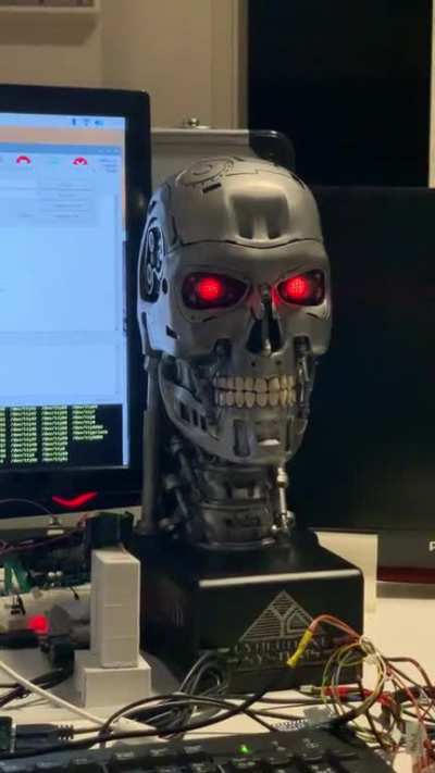 Now update on the face tracking. Raspberry Pi sends coordinates to the Arduino which controls the Servos. Next: neck movement
