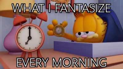 Garfield flexing