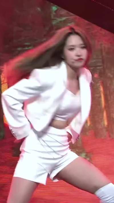 LOONA - Olivia Hye