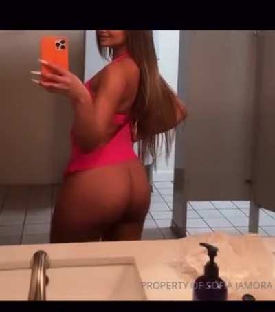 🤤🤤♥️♥<wbr>️
