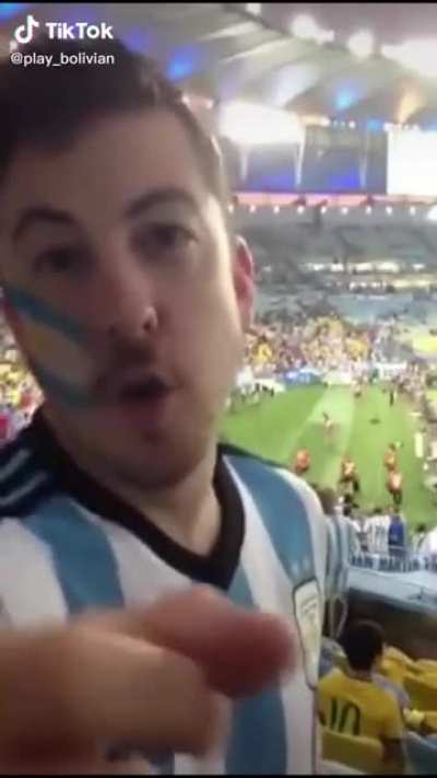 un capo McLovin