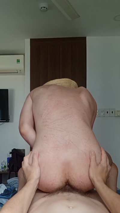 Cowboy rides the cum out of his partner
