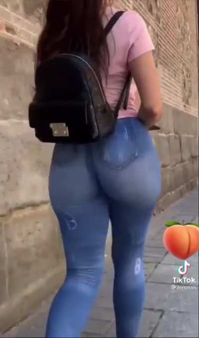 Imagine walking behind her