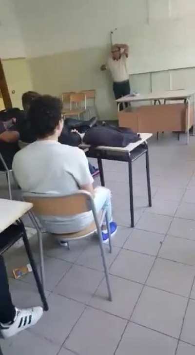 😮😮