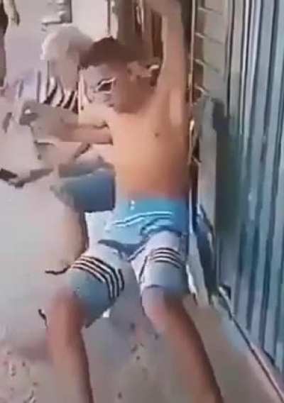 To triste por não ser do padrão de beleza da sociedade :(