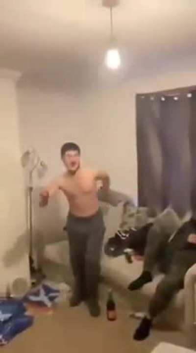 Yanlış mesleği seçen koca yürekli abimiz