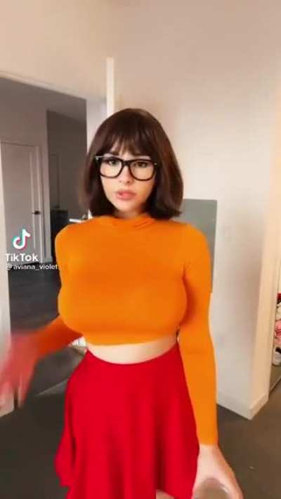 The hot Scooby Doo girl
