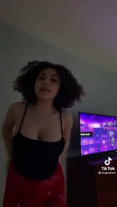 Busty TikTokThot