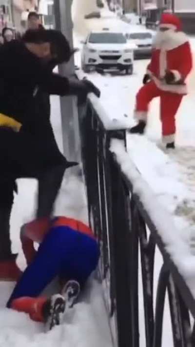 Santa’s coming to town