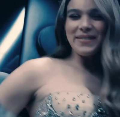 Hailee Steinfeld