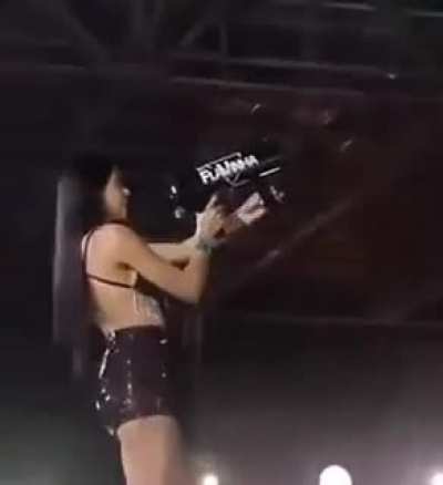 lucky that she is not a military man and this is not a javelin😮