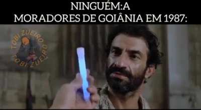 Uma luz azul...