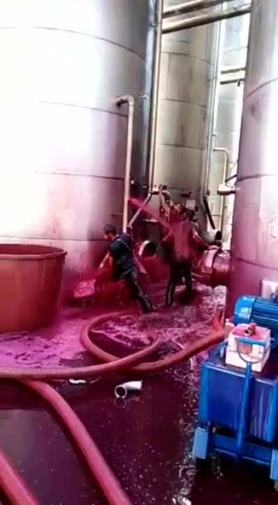 Red wine cistern catastrophically ruptures at Sicilian winery