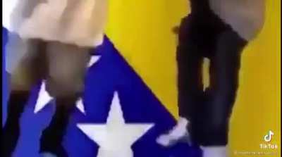 bosnia 🇧🇦
