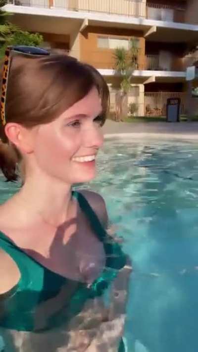 Bikini Jiggle