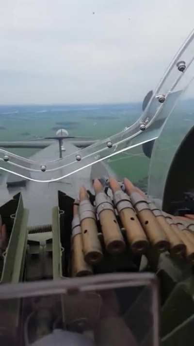 Upper turret view in B-25J (Noise Warning)