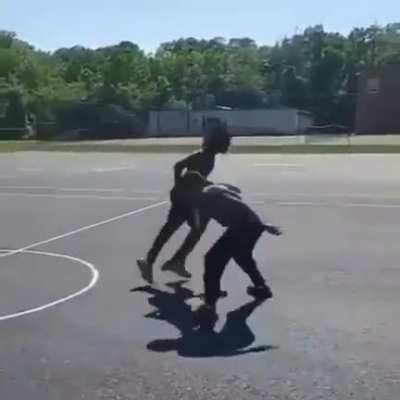 🏀