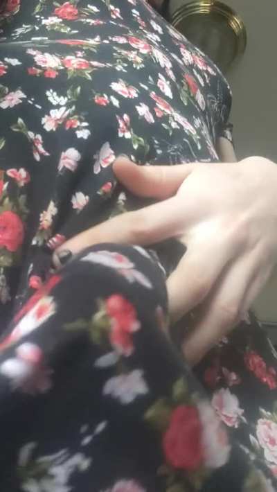 I should be allowed to wear a dress I'm too much of a slut 😆