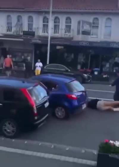 Casual robbery during daytime.
