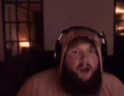 A random Mongol watching in terror as Jin has his main character moment: