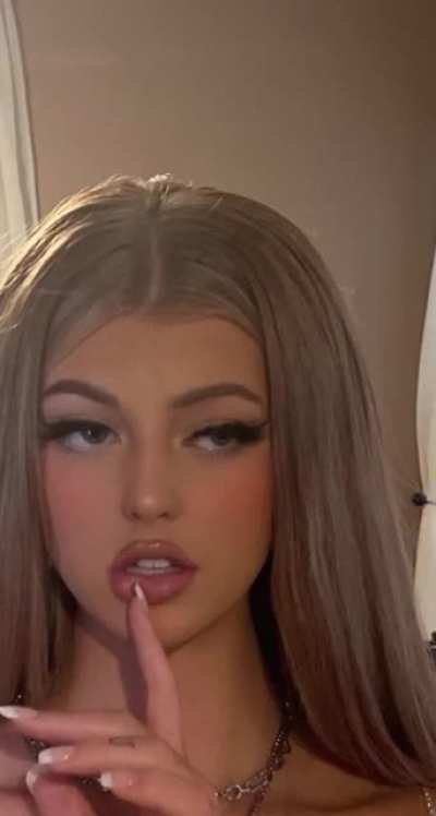 Her mouth is amazing! (not oc)