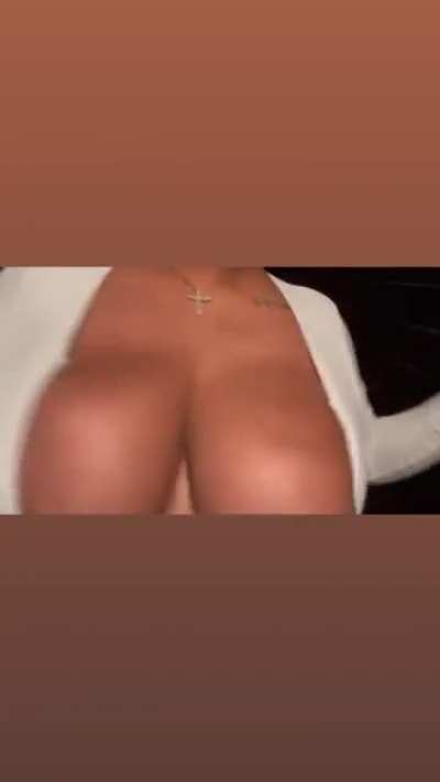 👀