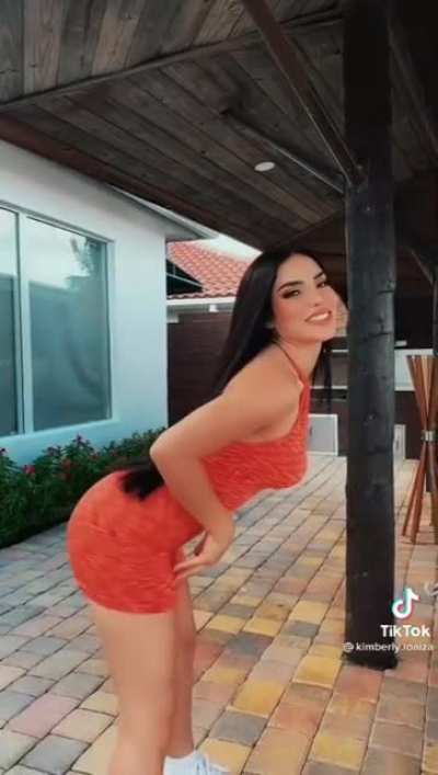 La putai<wbr>za🍑🍒🤤<wbr>🤤🤤