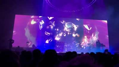 I’m still stuck on finally hearing mind mischief live after all these years😭