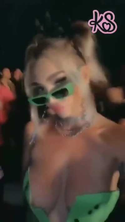 Bᴀʀʙɪᴇ ǫᴜᴇᴇɴ💥🤤🍭💣🍬💋