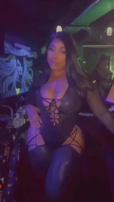 Lambo<wbr>rghin<wbr>iBodi<wbr>ezz #Appr<wbr>oved😍<wbr>🍑✅
