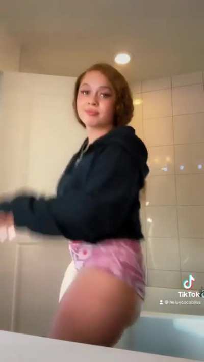 Sexy ass thot🔥😈🔥