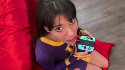 Cheerleader Tries Video Game... Step Bro Cums On Her Face