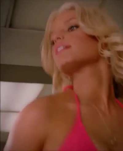 Jessica Simpson