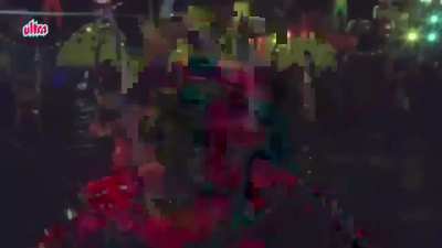 Dancing Mosh