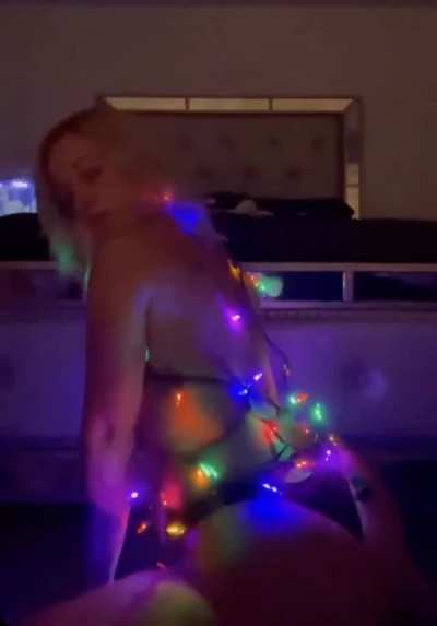 Christmas jiggles