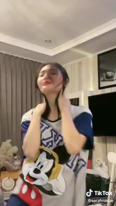 Sachzna Laparan