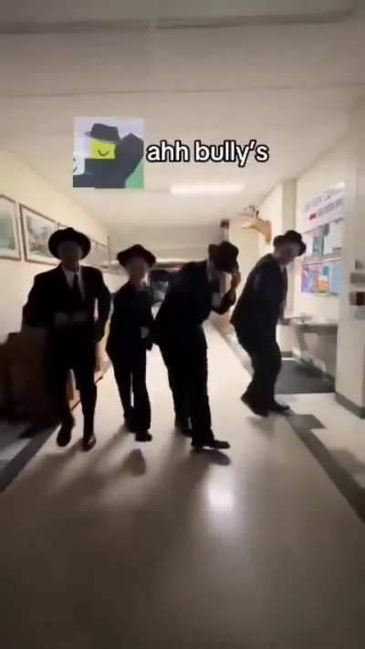 Mafioso bully's