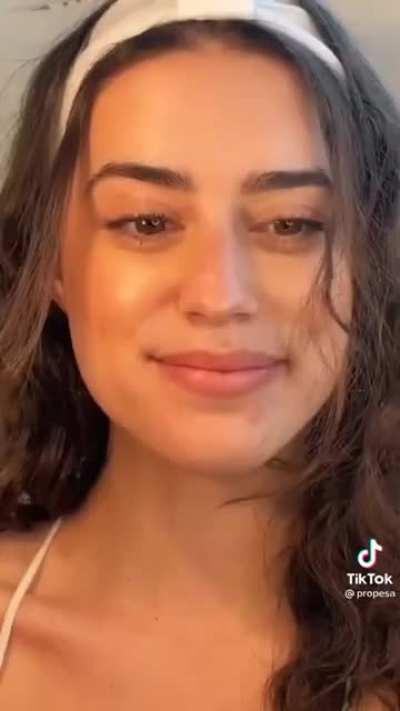 😔