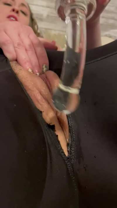 Squirting wet pussy